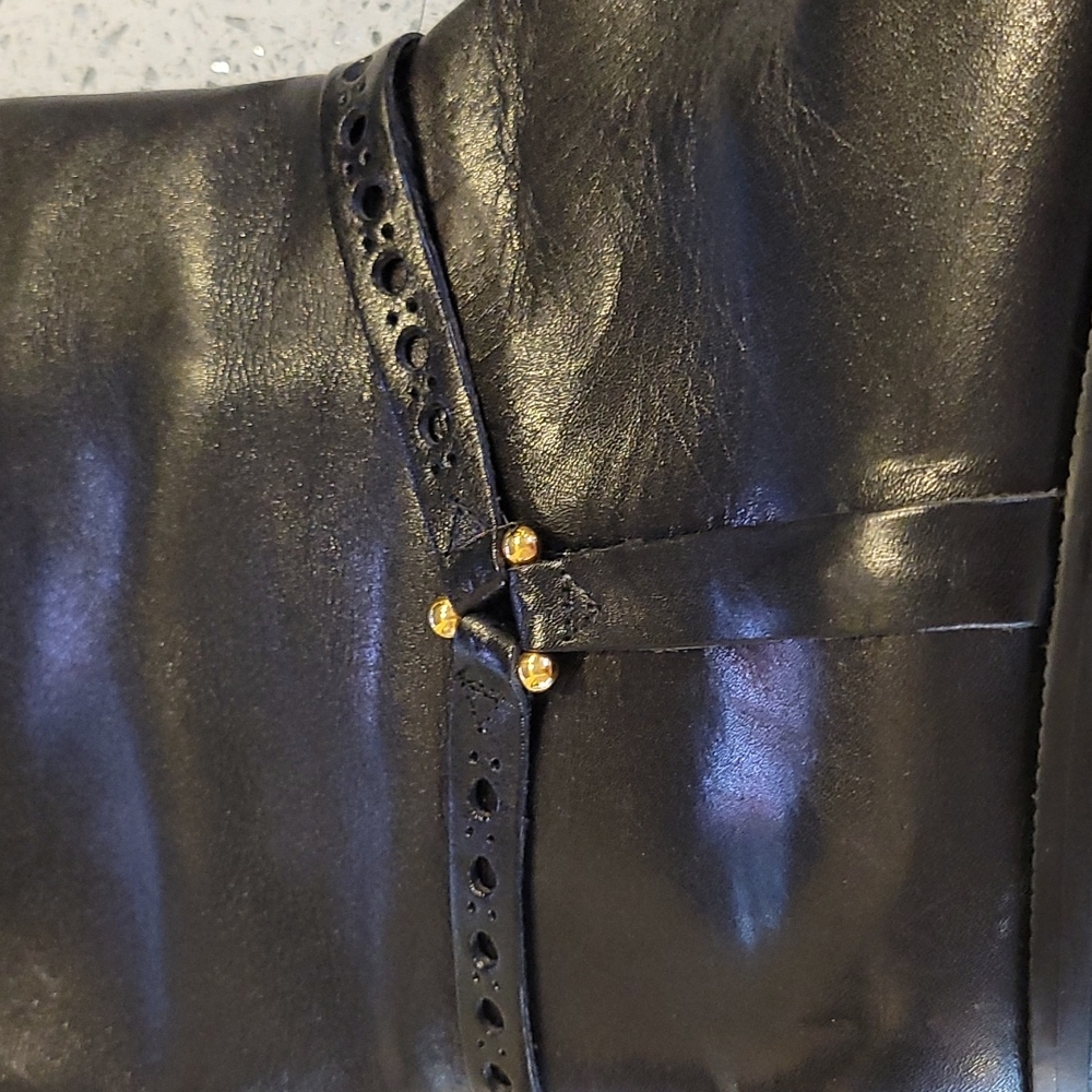 NEVER WORN ETIENNE AIGNER TALL EQUESTRIAN RIDING LEATHER BOOTS. - Picture 11 of 15
